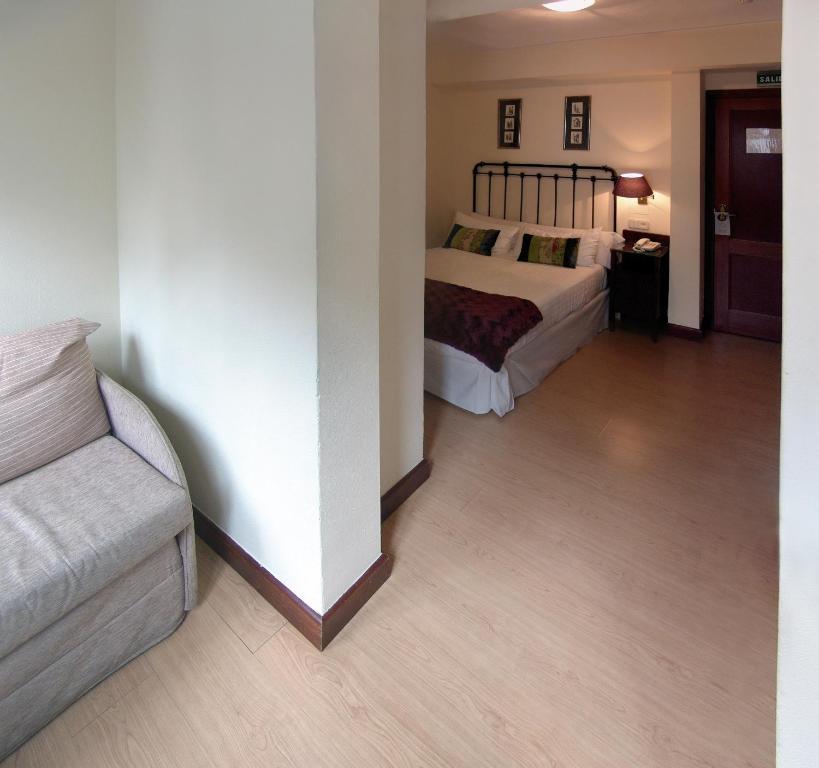 Hotel Real Santiago de Compostela Bilik gambar